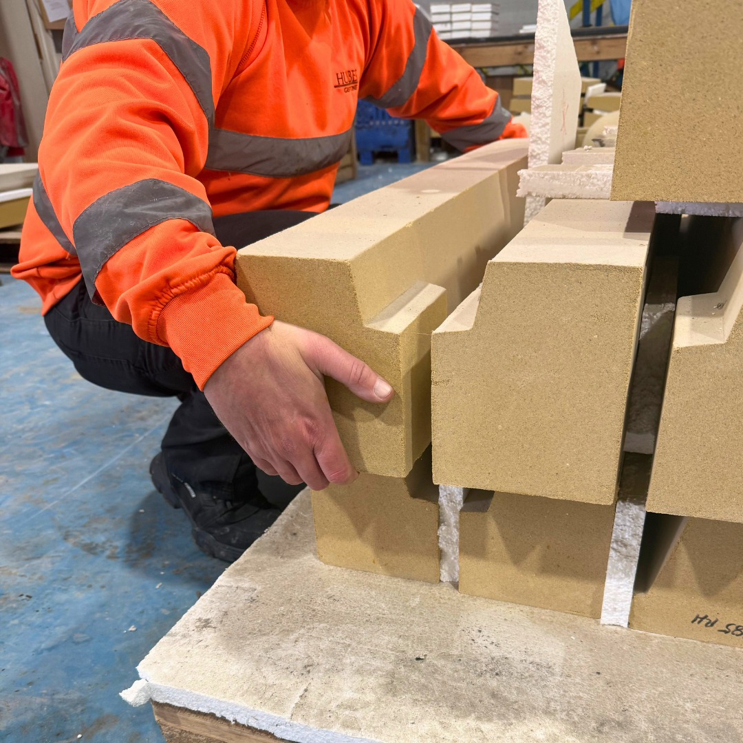 how-to-handle-cast-stone---lifting-p1